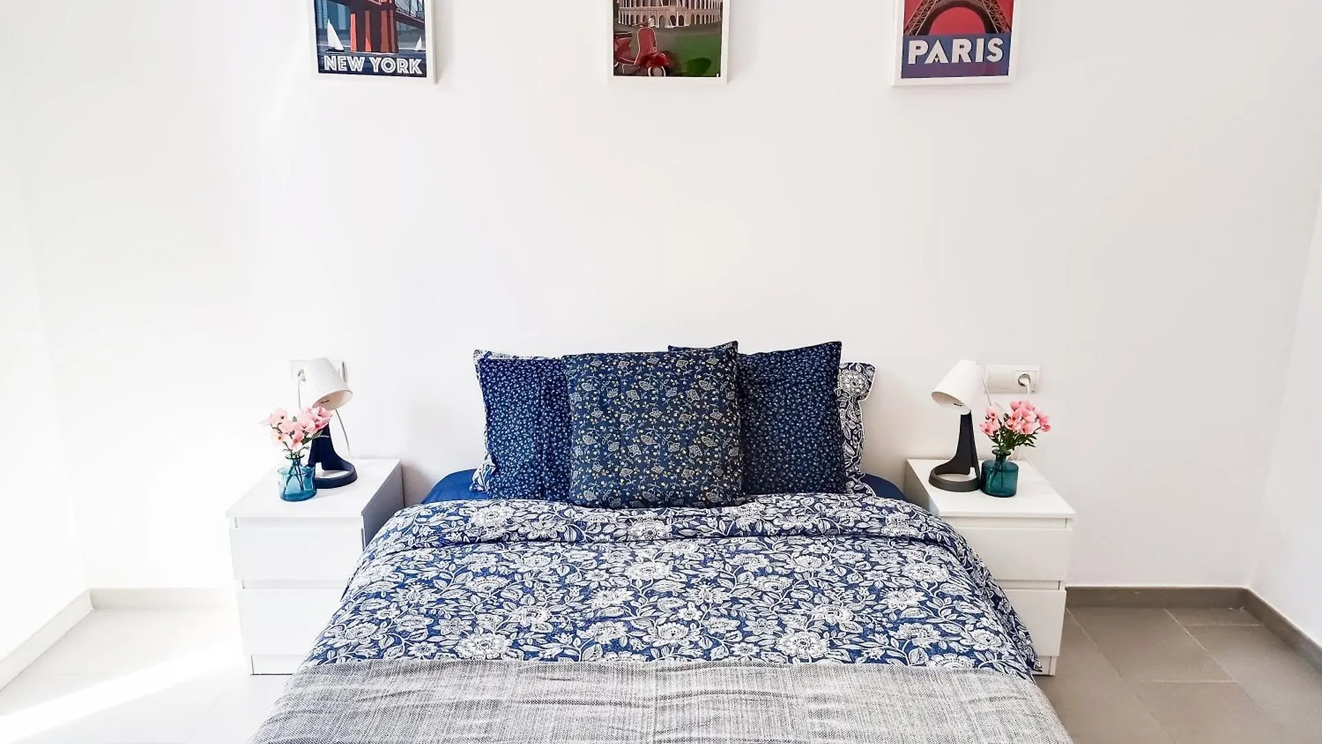 Oasis Rooms Barcelona - Heart Of Барселона Хостел