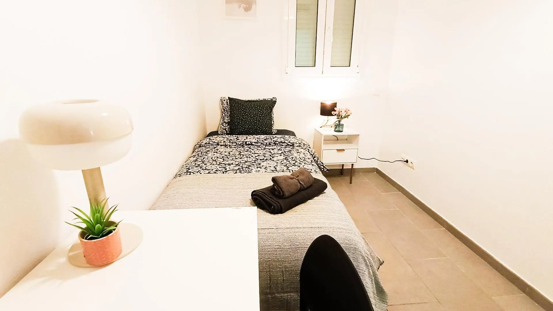 Oasis Rooms Barcelona - Heart Of Barcelona