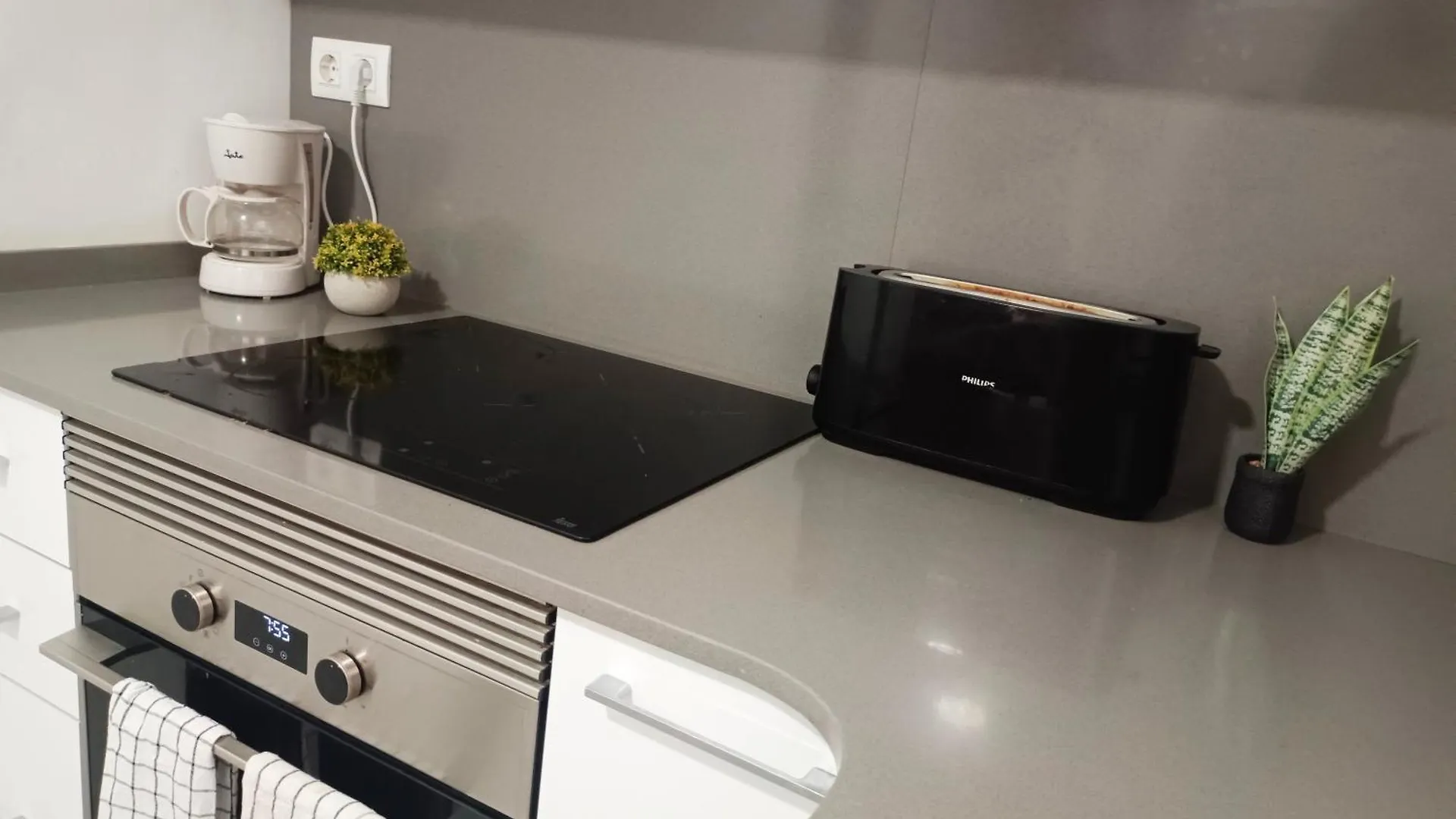 Oasis Rooms Barcelona - Heart Of Barcelona Albergue